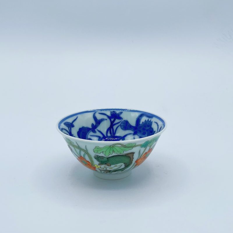 Blue and White Fish and Algae Pattern Cup