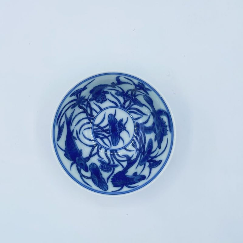 Blue and White Fish and Algae Pattern Cup - Image 3
