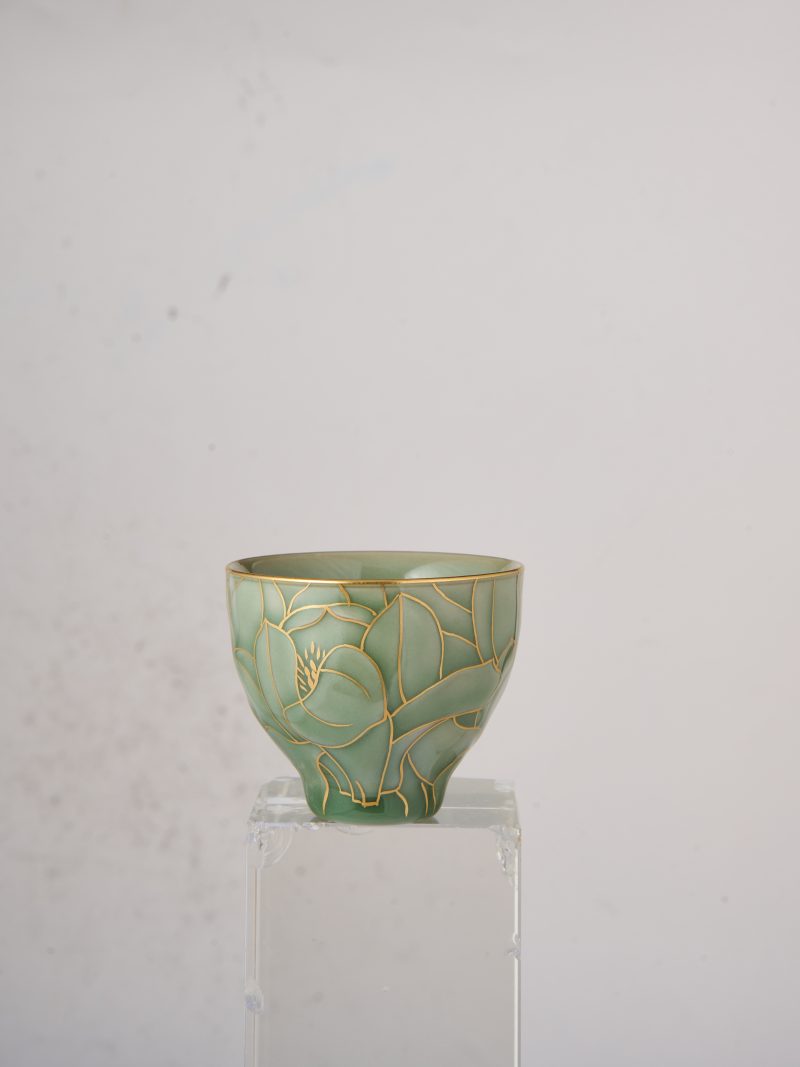 Plum Green Glaze Gold-painted Magnolia Cup - Image 2