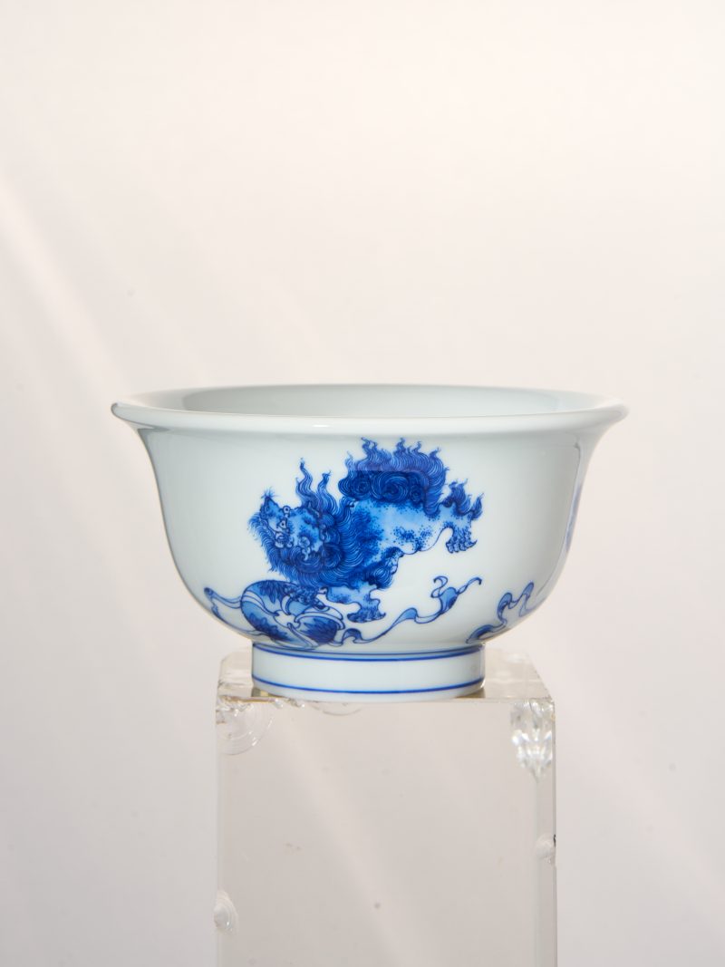 Blue and White Lion and Embroidered Ball Pressed Hand Cup - Image 2