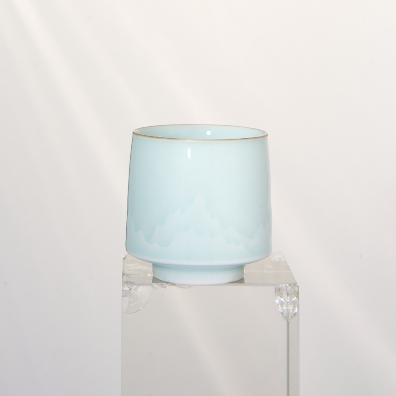 Shadow Green Glaze  Mountain-view Cup