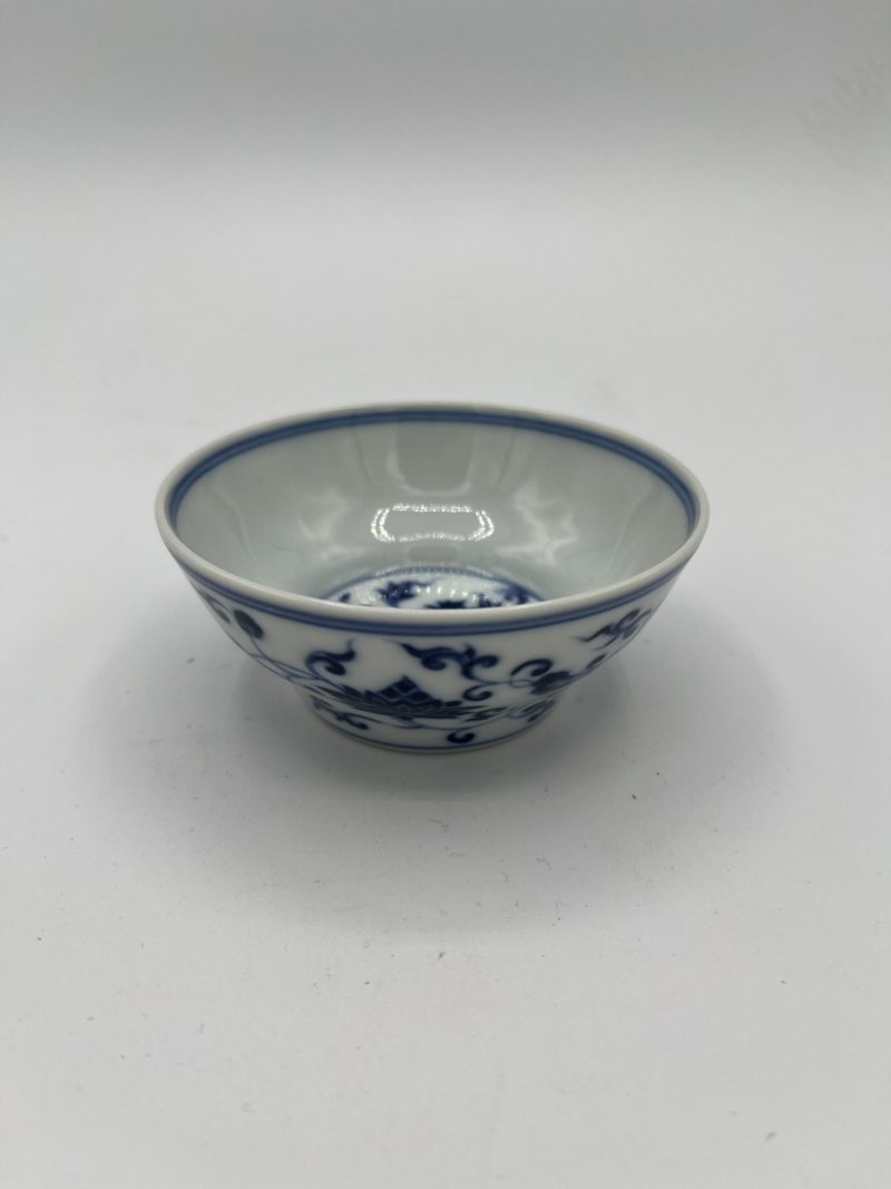 Ceramic Blue and White Curved Branch Cup