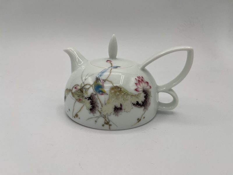 Ceramic Withered Lotus Teapot (Butterfly Teapot)