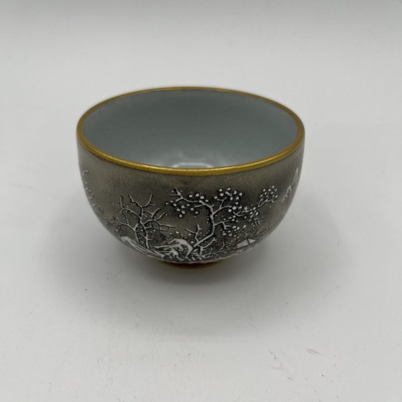 Ru Kiln Gold-inlaid Snow Landscape Cup