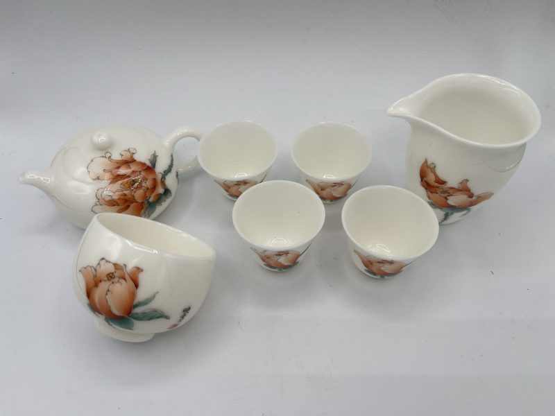 White Porcelain Hand-painted Tea Set - Image 4