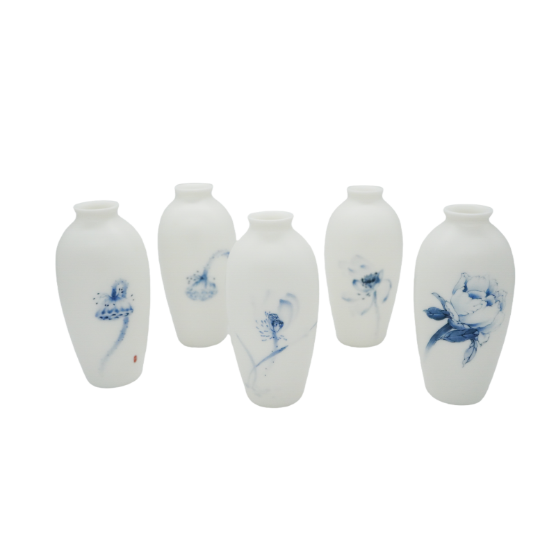 W Porcelain Blue White Flower - Image 3