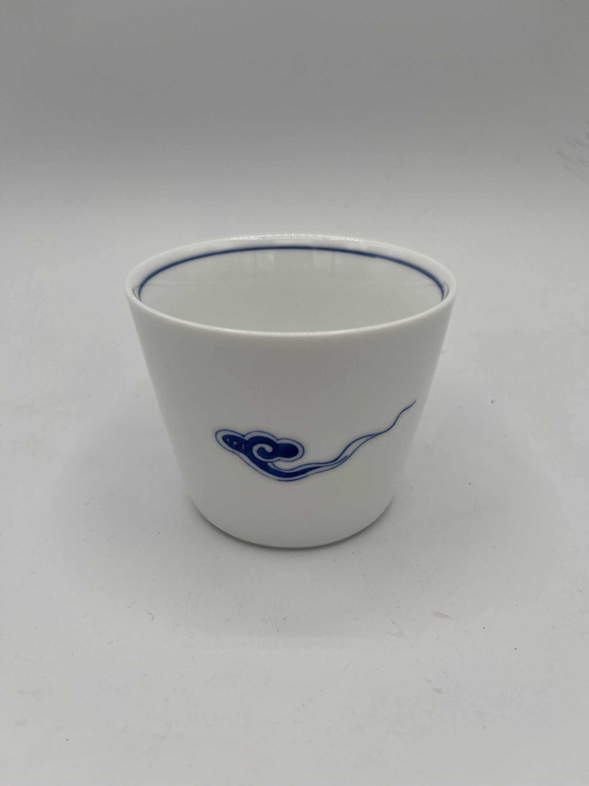 Blue and White Hand-painted Auspicious Clouds Small Blue Cup