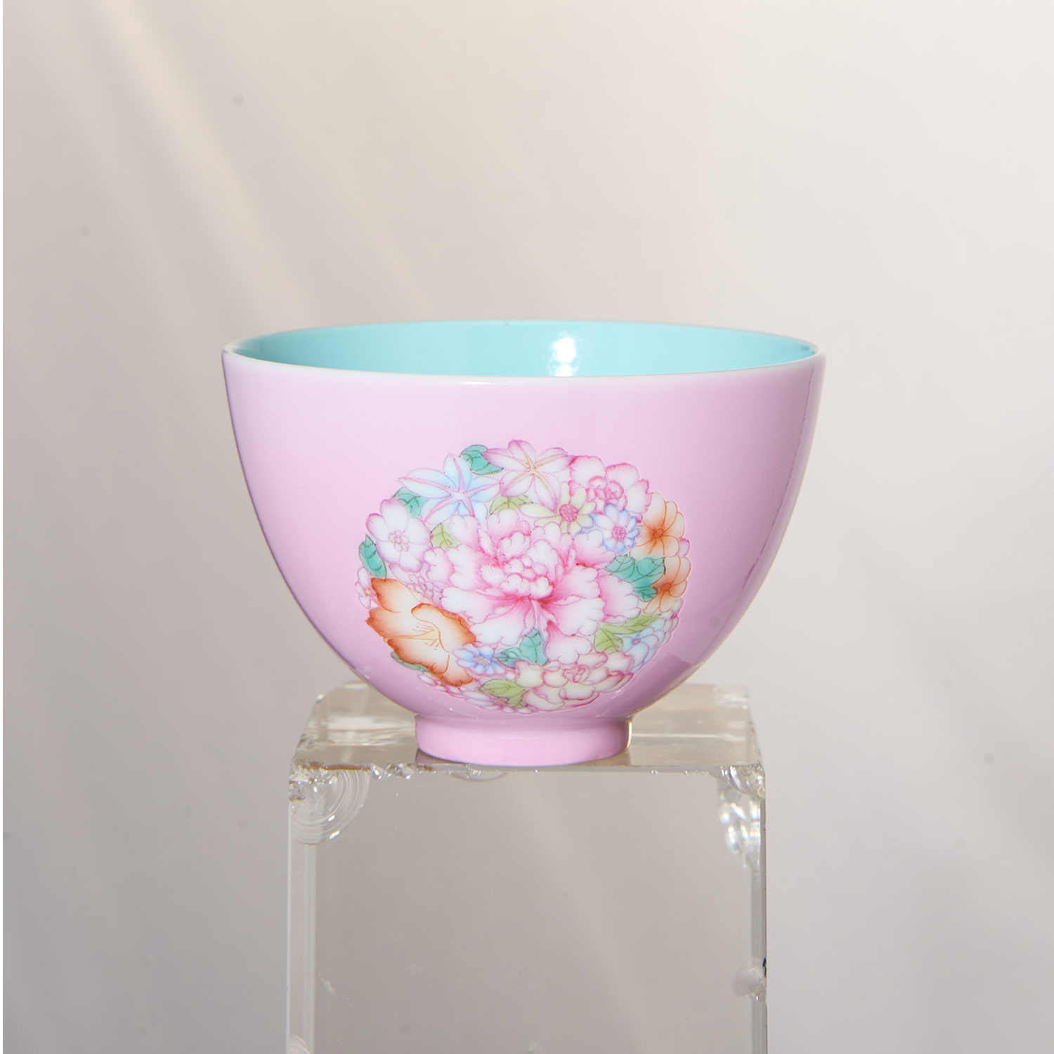 Pink Ground Round Flower Chicken-heart Cup