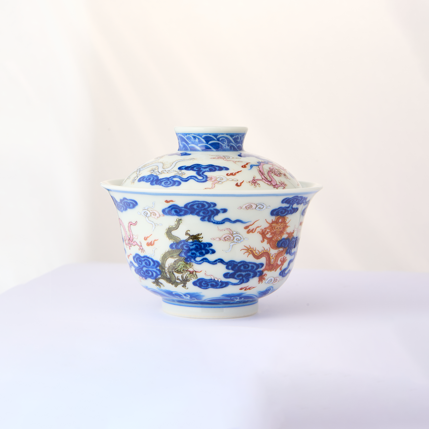 Blue and White Colored Nine Dragons Covered Cup