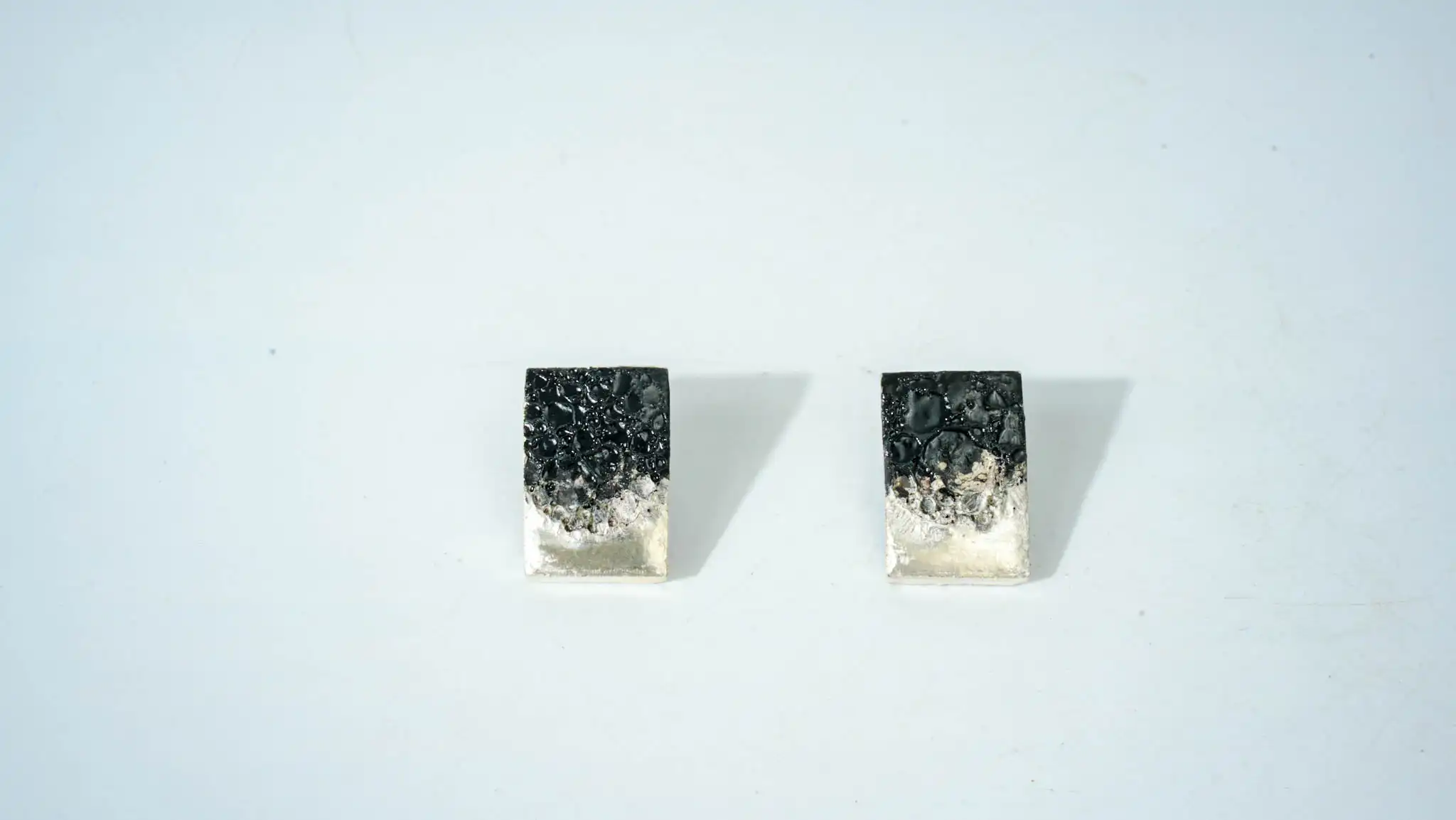 ?lack & Silver?Series ?Square Ceramic Earrings