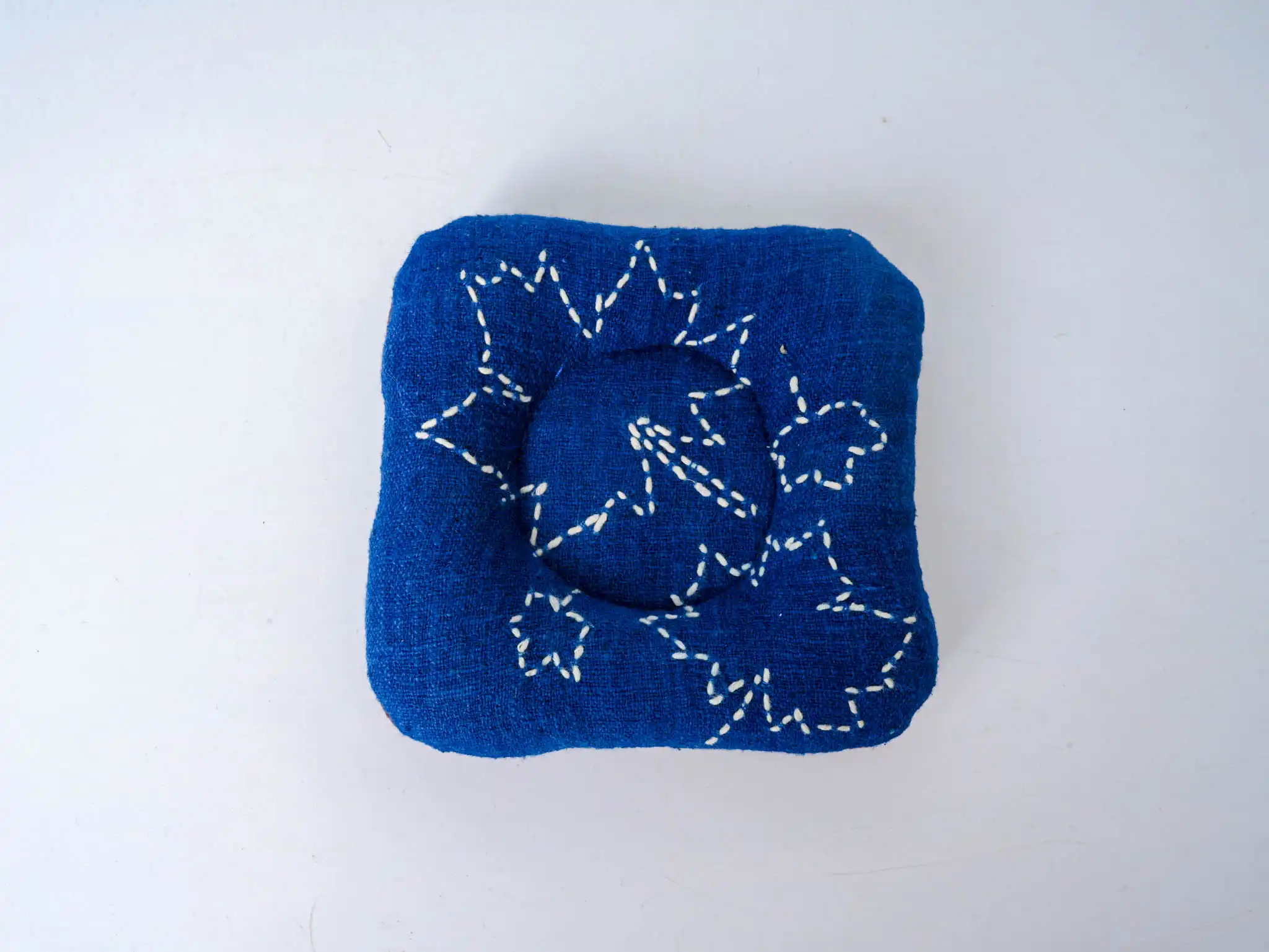 Sashiko Embroidered Pot Holder - Maple Leaf