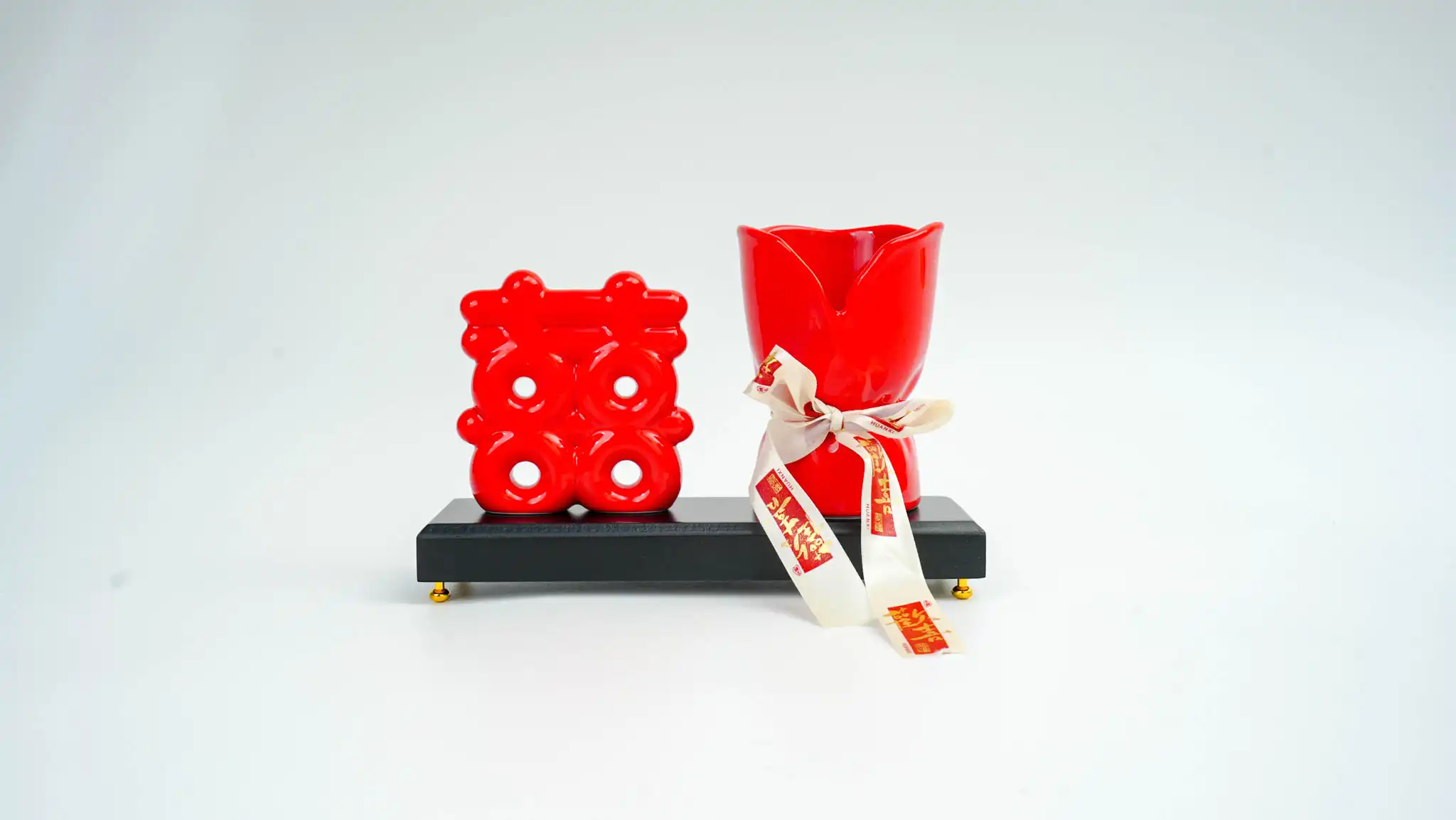 Pleated Double Happiness Vase Gift Box