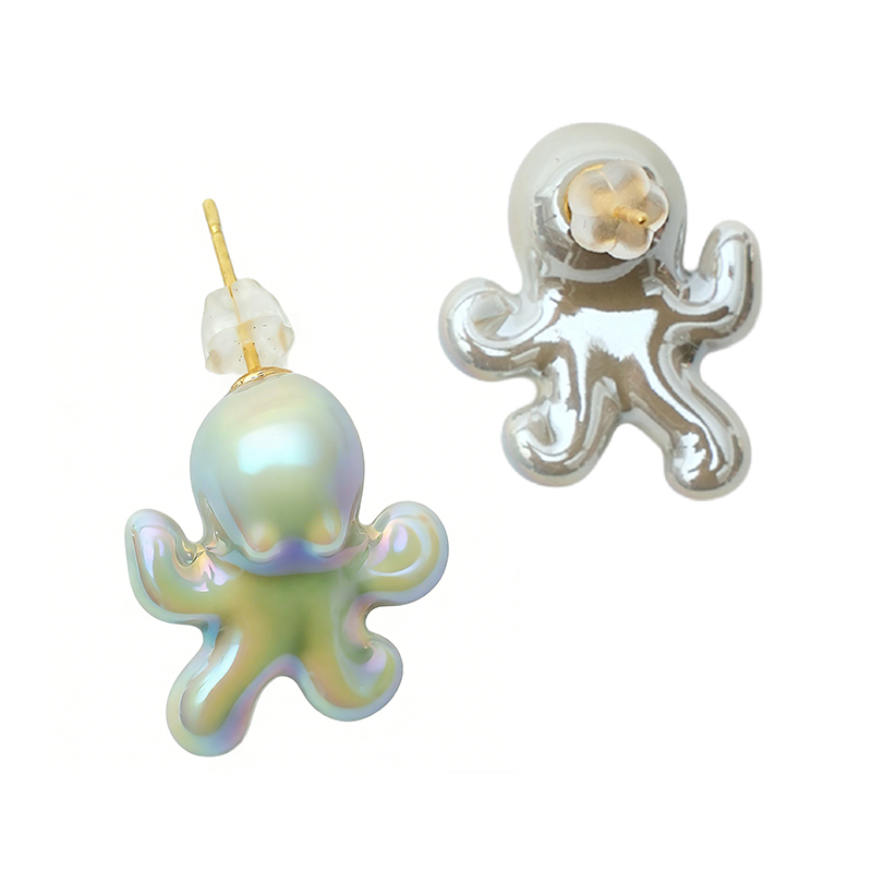 Little Octopus Stud Earrings (Gray)